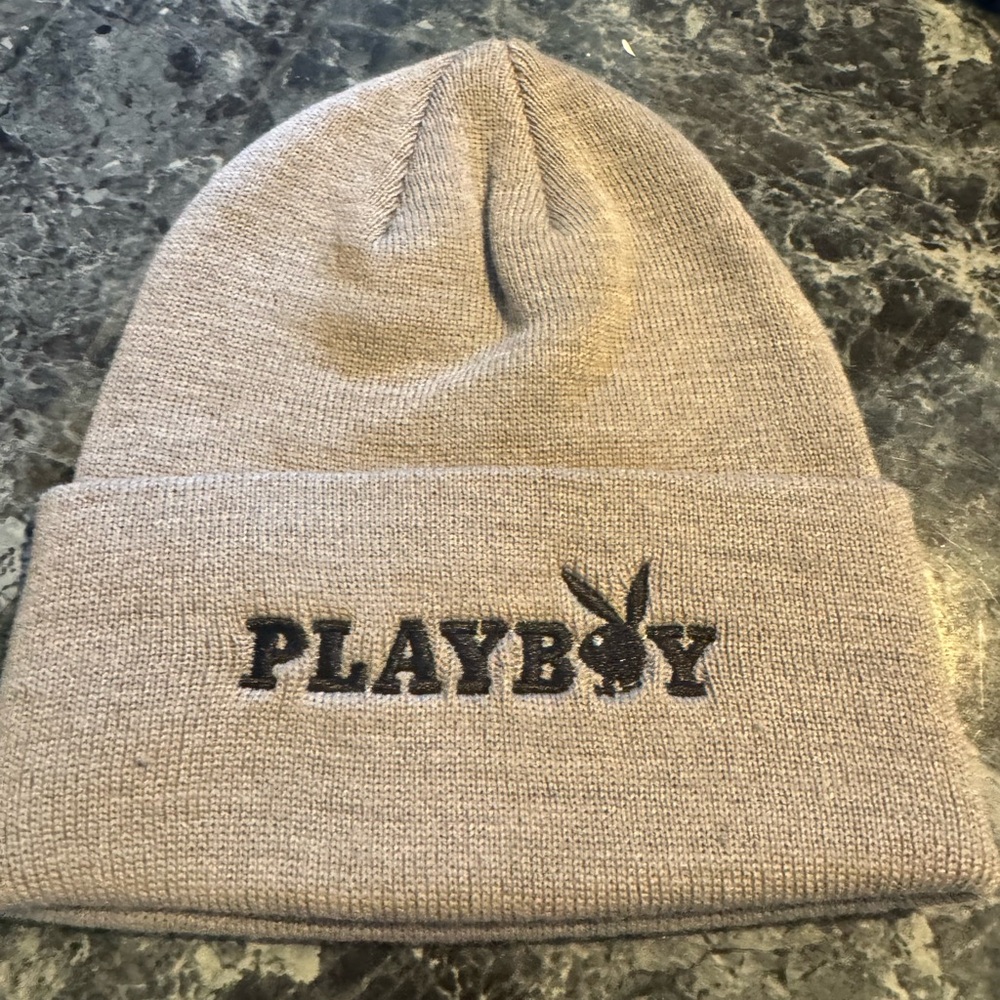 Women’s Beanies Lot - Picture 4 of 4